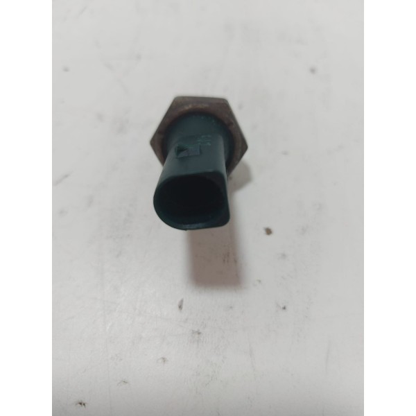 Sensor Pressão Óleo Jeta/passat/ Golf/ 2011 (06a9190) (cx39)