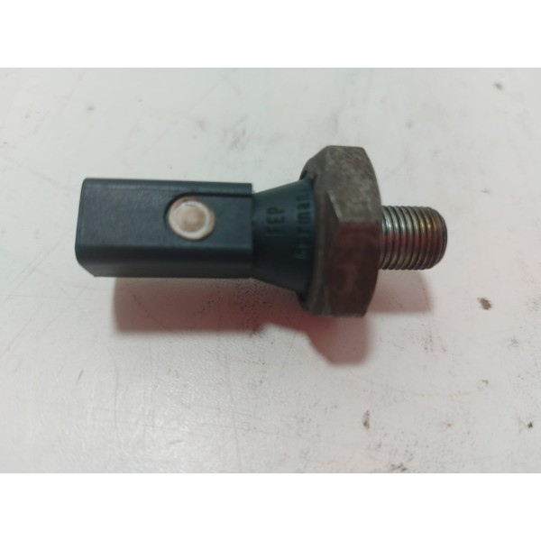 Sensor Pressão Óleo Jeta/passat/ Golf/ 2011 (06a9190) (cx39)