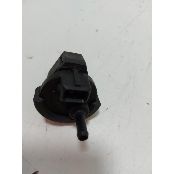 Válvula  Canister Bmw E24/e30/e31 (1717292) (cx38)