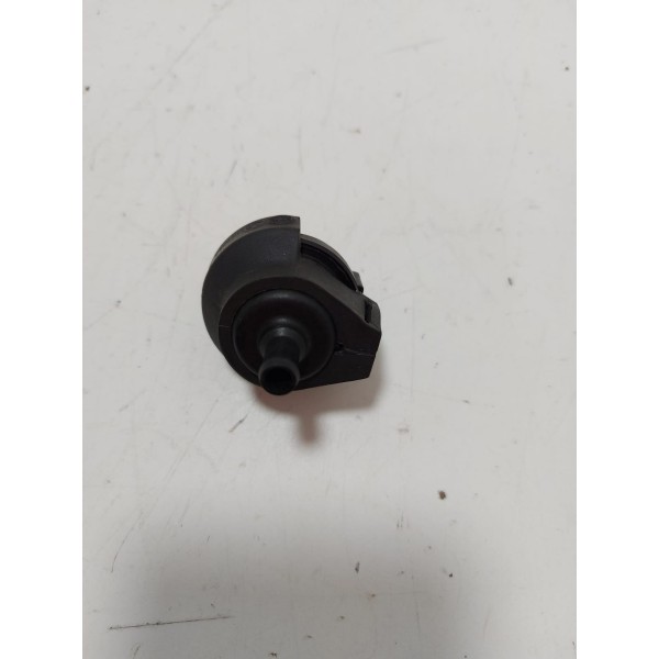 Válvula  Canister Bmw E24/e30/e31 (1717292) (cx38)