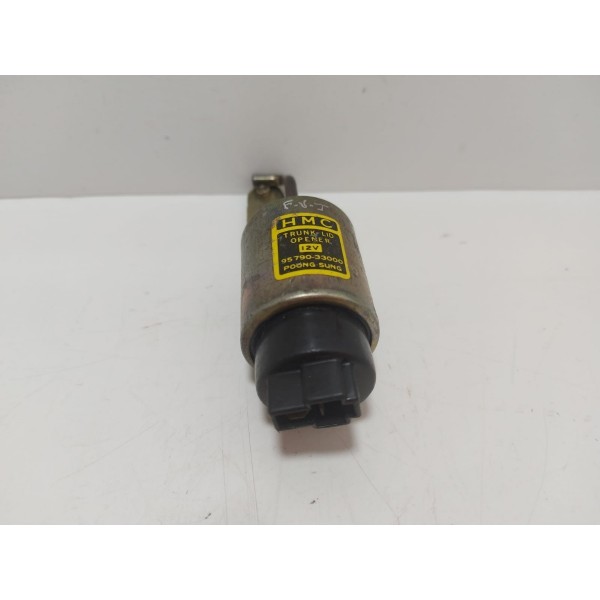 Motor Trava Elétrica Porta Mala Ecxel 1992 Cx147