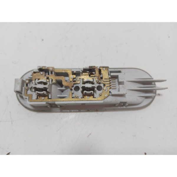 Luz Teto Renault Duster/sandero /logan (8200073231) Cx86