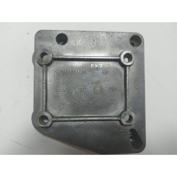 Suporte Compressor Ar Peugeot 206 1.4 8v (9656881780) Cx203