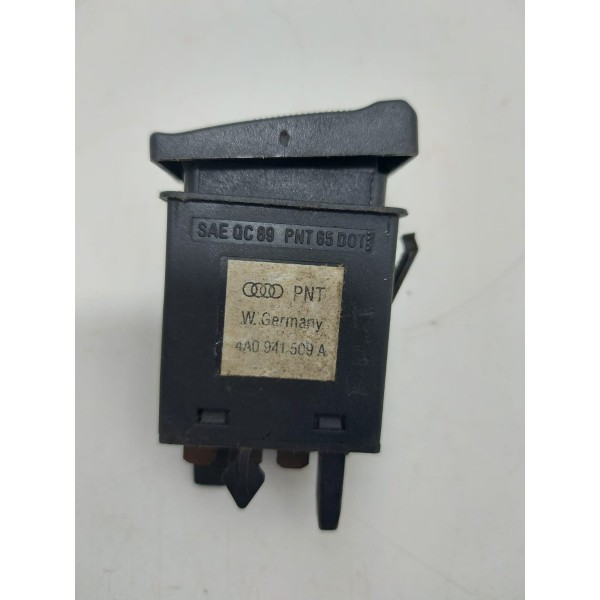 Botão Pisca Alerta Audi A6 S80  1996 Cx117 Preto