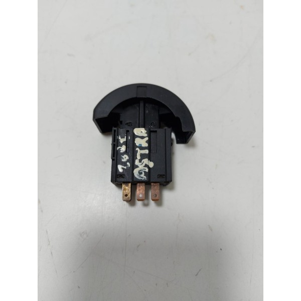 Botão Pisca Alerta Astra 2001 (90457316) Cx117 Preto