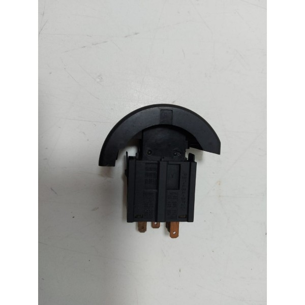 Botão Pisca Alerta Astra 2001 (90457316) Cx117 Preto