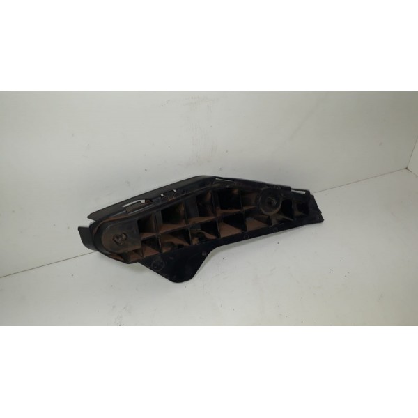 Guia Do Parachoque D. E  Amarok (3 Travas) Cx133