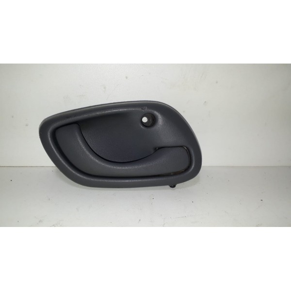 Maçaneta Interna Da Tracker 2001 A 2008 Direita Cx134 Dianteira/traseira