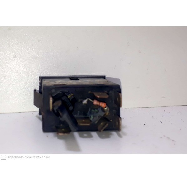 Botão Pisca Alerta Vw Santana Voyage 1985 A 1990 Cx117 Preto