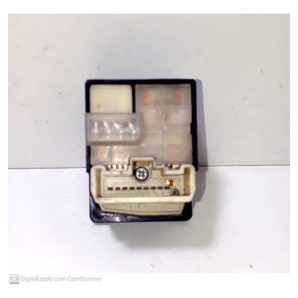 Botão Retrovisor Elétrico - Toyota Hilux Sw4 R1 Cx122