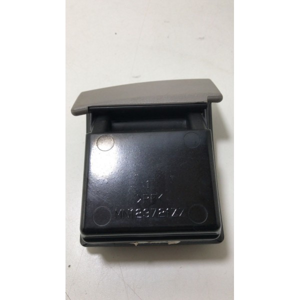 Cinzeiro Painel L200 Triton Cx145