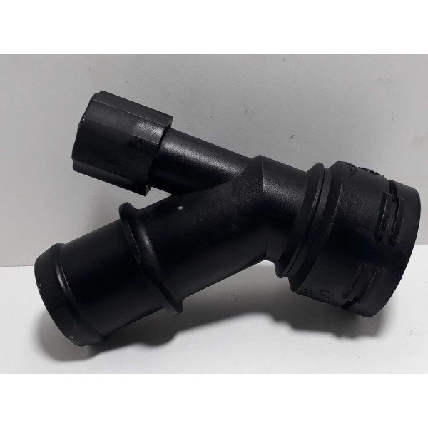 Flange Conexão Inferior Radiador Audi A3 2000 Cx156