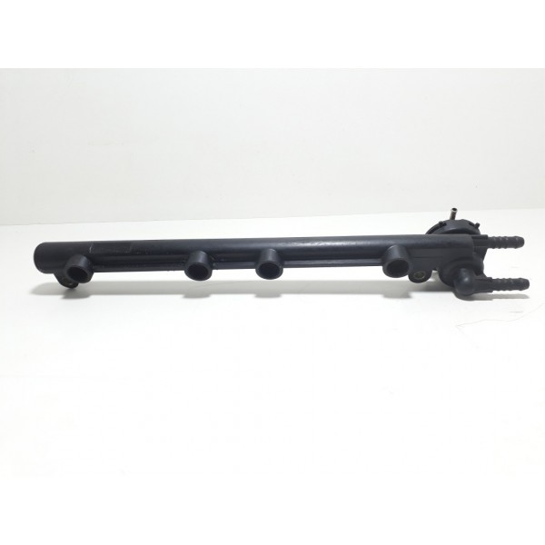 Flauta De Combust New Beetle/golf 2.0 (06a133317g) R1 Cx115