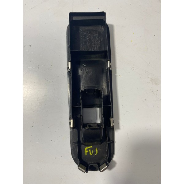 Acabamento Botão Vidro D. D/ Amarok 2015 Cx471