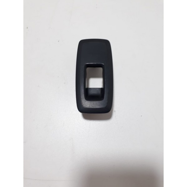 Moldura Do Comando  Vidro Traseiro Direito Ranger 2018 Cx87