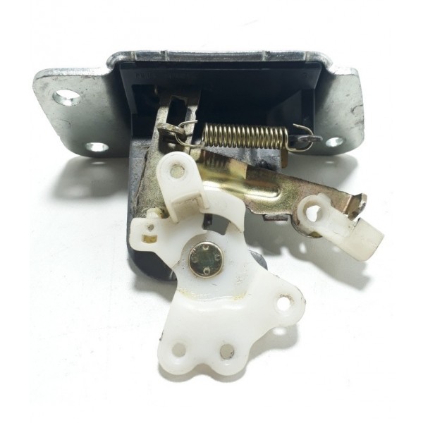 Fechadura Tampa Traseira Mitsubishi Airtrek 2006 Cx94