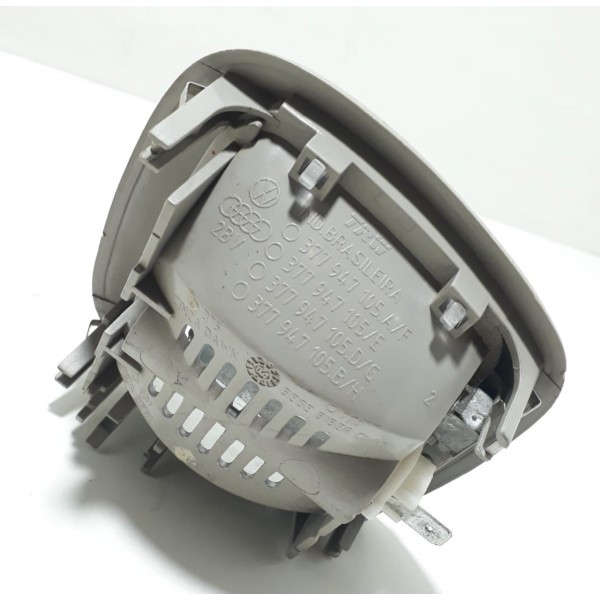 Luz De Teto/cortesia Vw Kombi 2010 Cx84