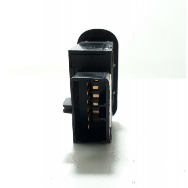 Botão Destravamento Tanque/porta Malas  Sorento 08/09 Cx154