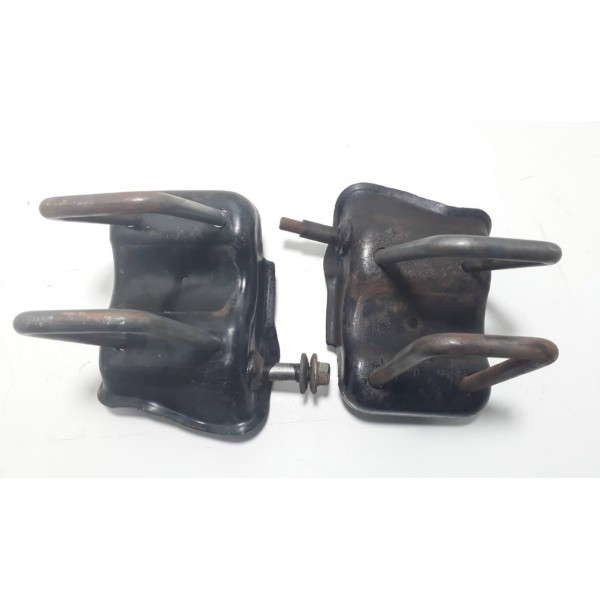 Par De Grampo Feixe De Mola S10 2012ano 2017 Cx582