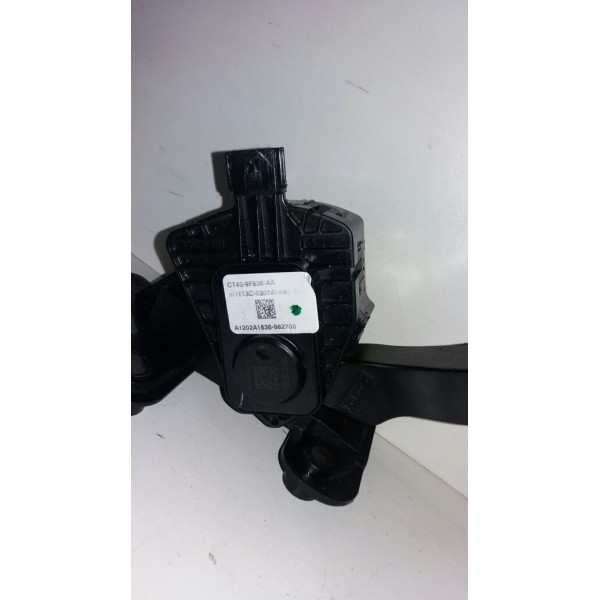 Pedal Acelerador Eletrônico  Edge V6 Automática 2012 Cx63