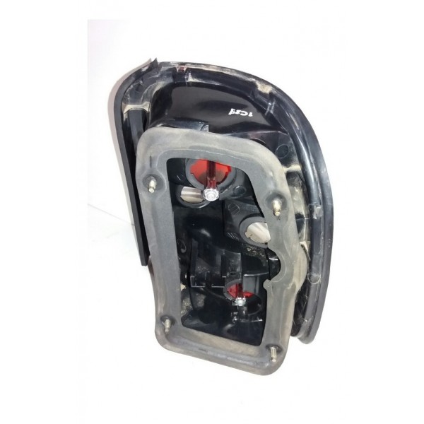 Lanterna Traseira Lado Esquerdo Sportage 2001 Cx277 Esquerdo Vermelho