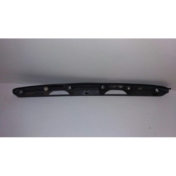 Moldura Luz De Placa Kia Cerato 2012 Cx319 Plastico