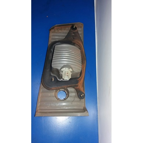 Lanterna Traseira Lado Direito Capo Camry 2001 Cx279 - Direito - Vermelho